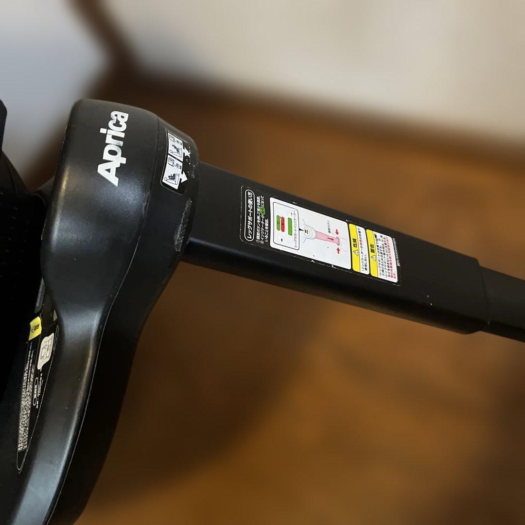 お値下げ中　クルリラビッテ プロテクト(アカチャンホンポ限定) チャイルドシート