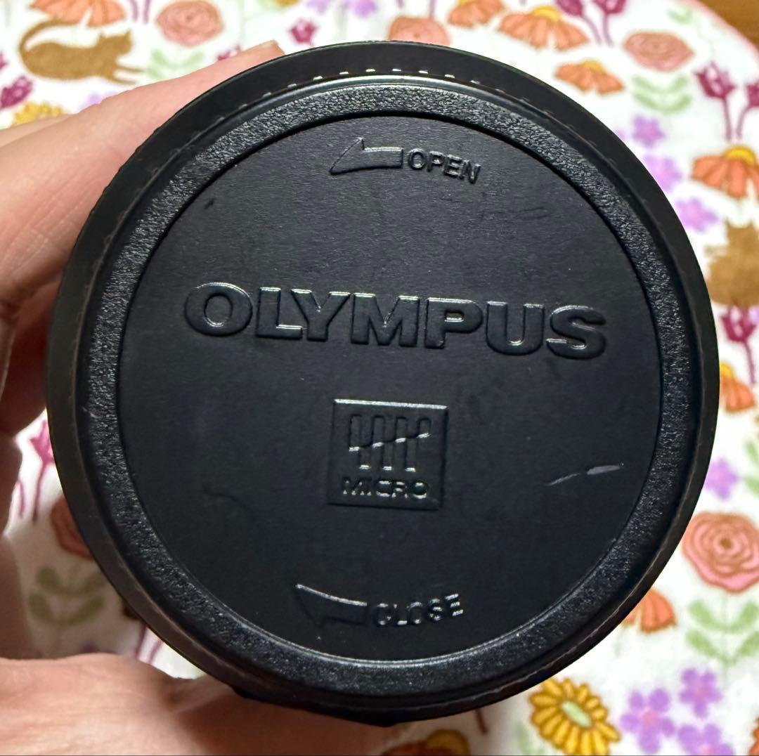 オリンパスM.ZUIKO DIGITAL ED 75-300mm 望遠レンズ