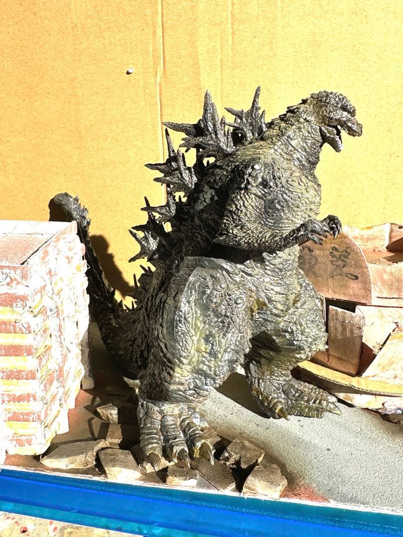 TMKゴジラ２０２３プラモデル組み立て完成品、銀座ジオラマセット