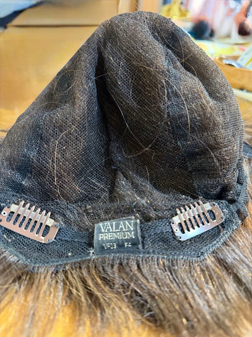 ブラウンショートウィッグ 自然なストレートヘア