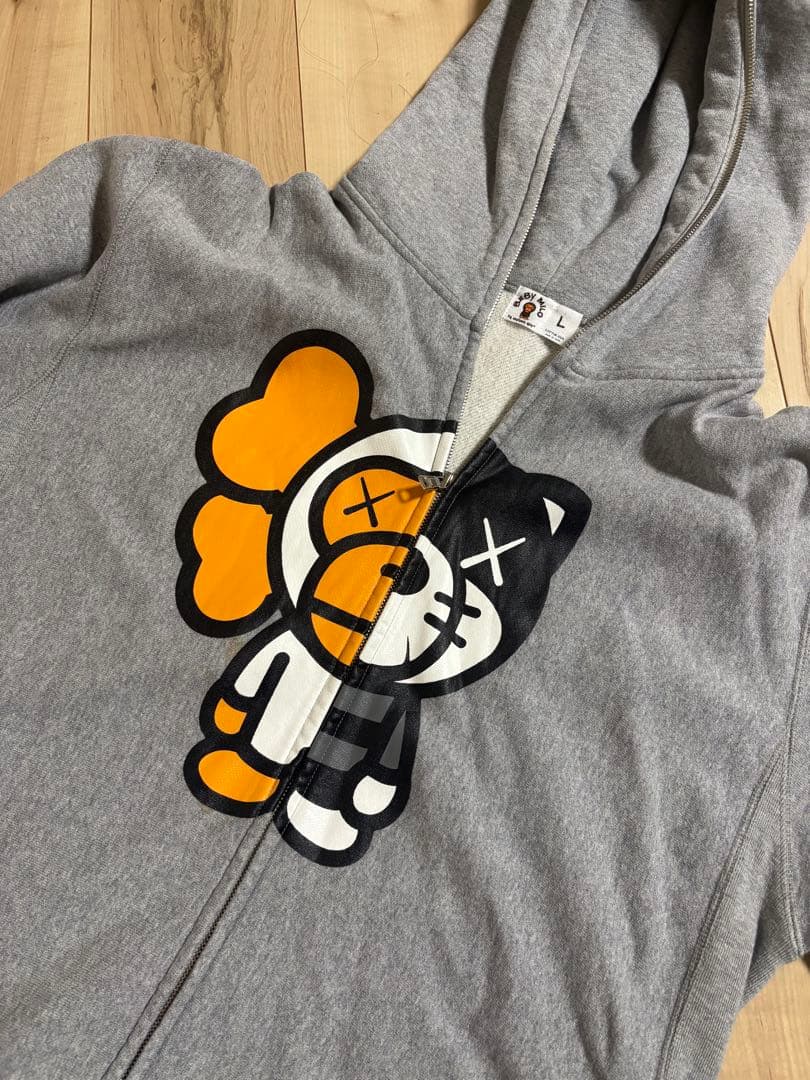 【NIGO期・コラボ】エイプ×KAWS　スウェット パーカー　マイロ プリント