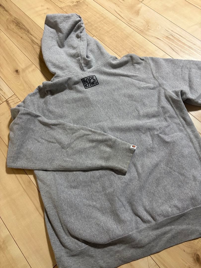 【NIGO期・コラボ】エイプ×KAWS　スウェット パーカー　マイロ プリント