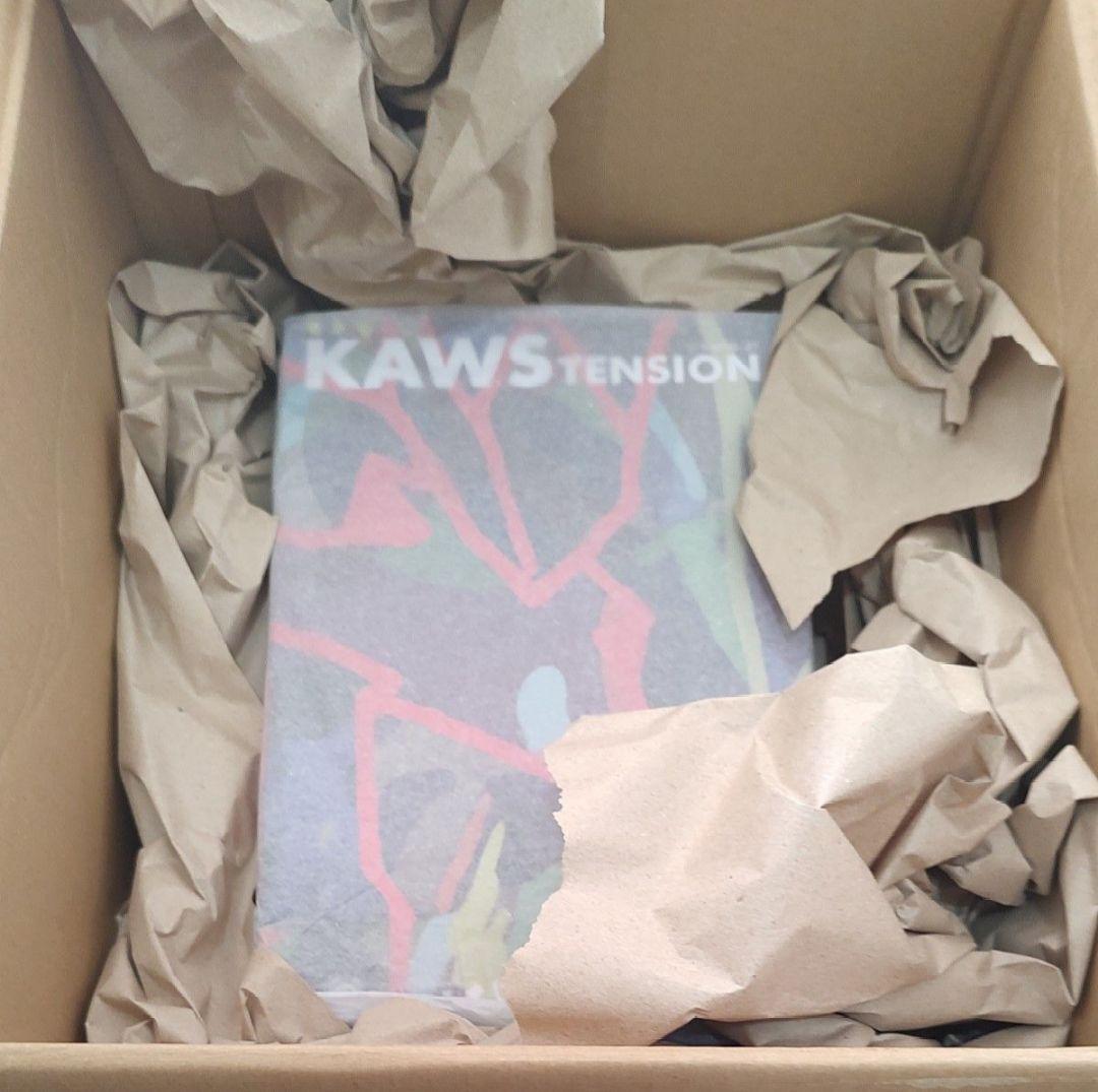 BE@RBRICK KAWS Tension 100％ & 400％