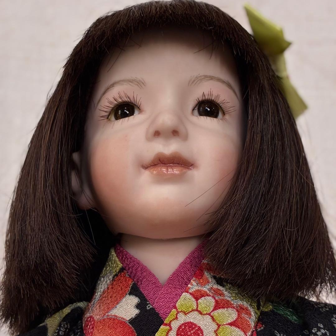 三輪輝子　市松人形