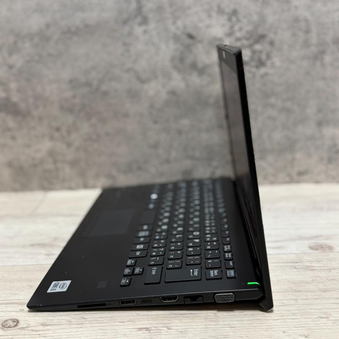 ☆VAIO☆ pro PG 第8世代 i5 8GB SSD256GB 軽量