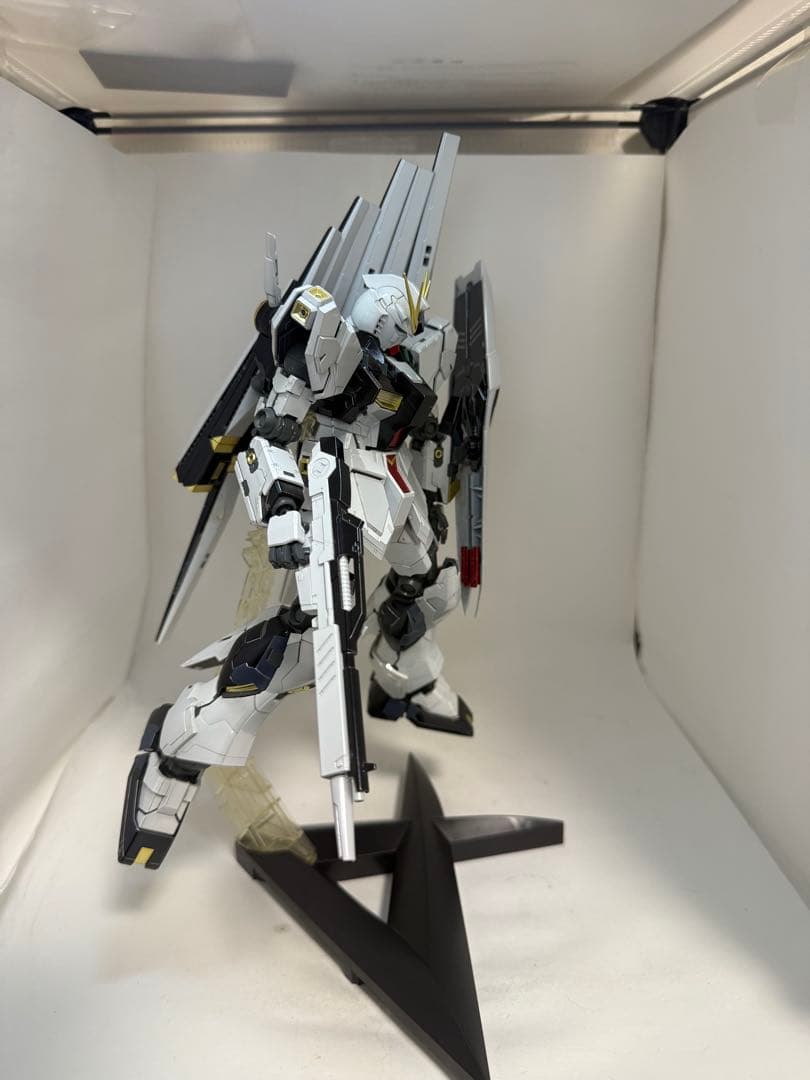 ニューガンダムMG ver.ka チタニウムフィニッシュver ガンプラ