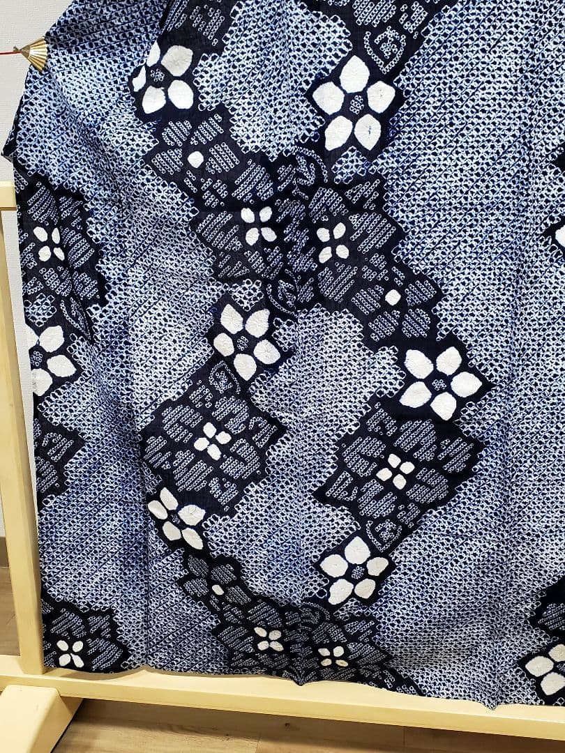 A9 有松鳴海絞り 流れに花模様 藍染 白色 綿 浴衣 着物 06