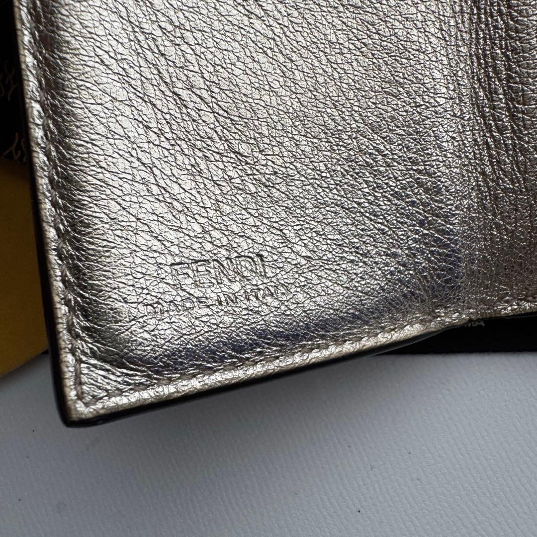 【美品】 41 FENDI フェンディ 3つ折り財布