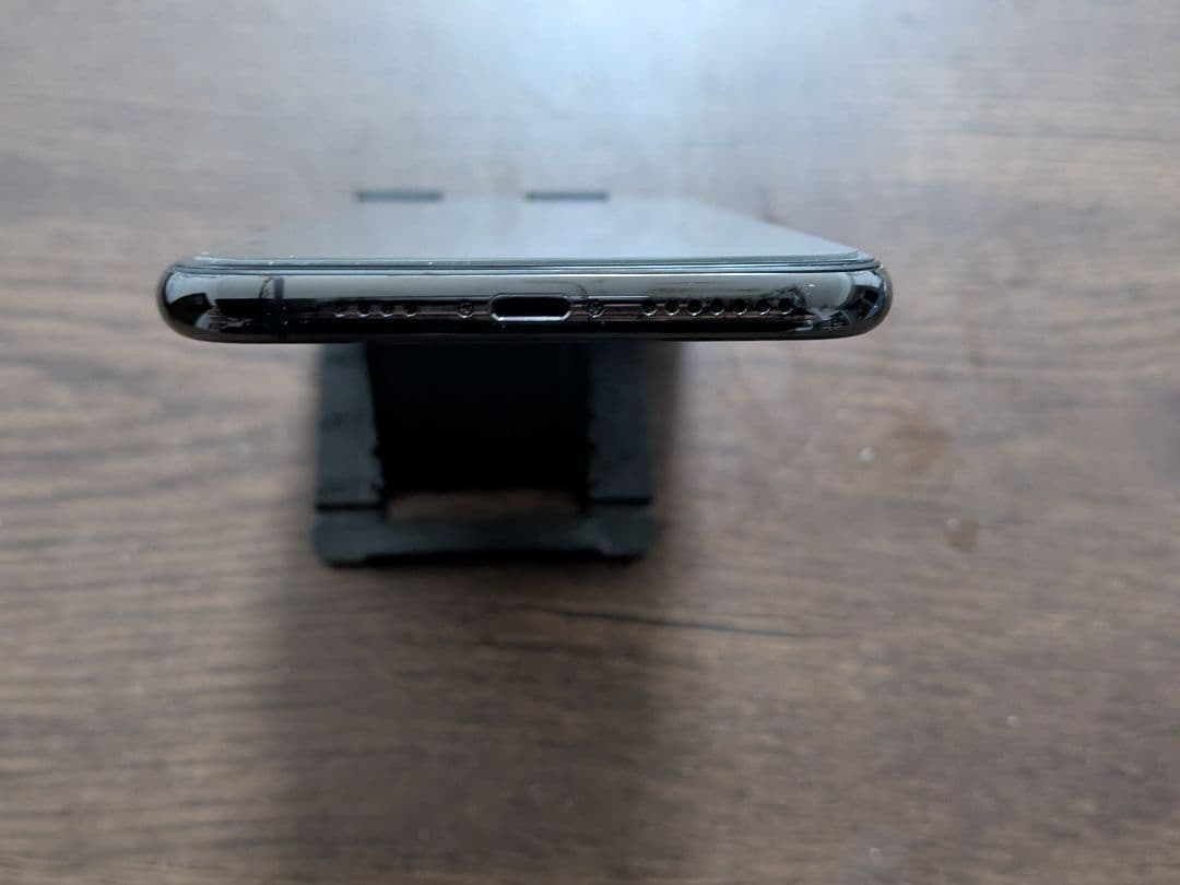 美品！おまけ付きiPhone11 pro max 256GB スペースグレイ