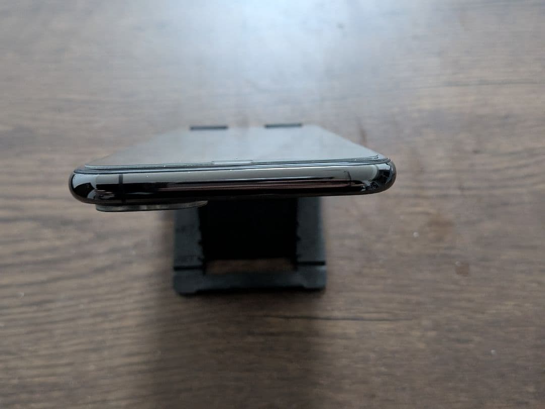 美品！おまけ付きiPhone11 pro max 256GB スペースグレイ