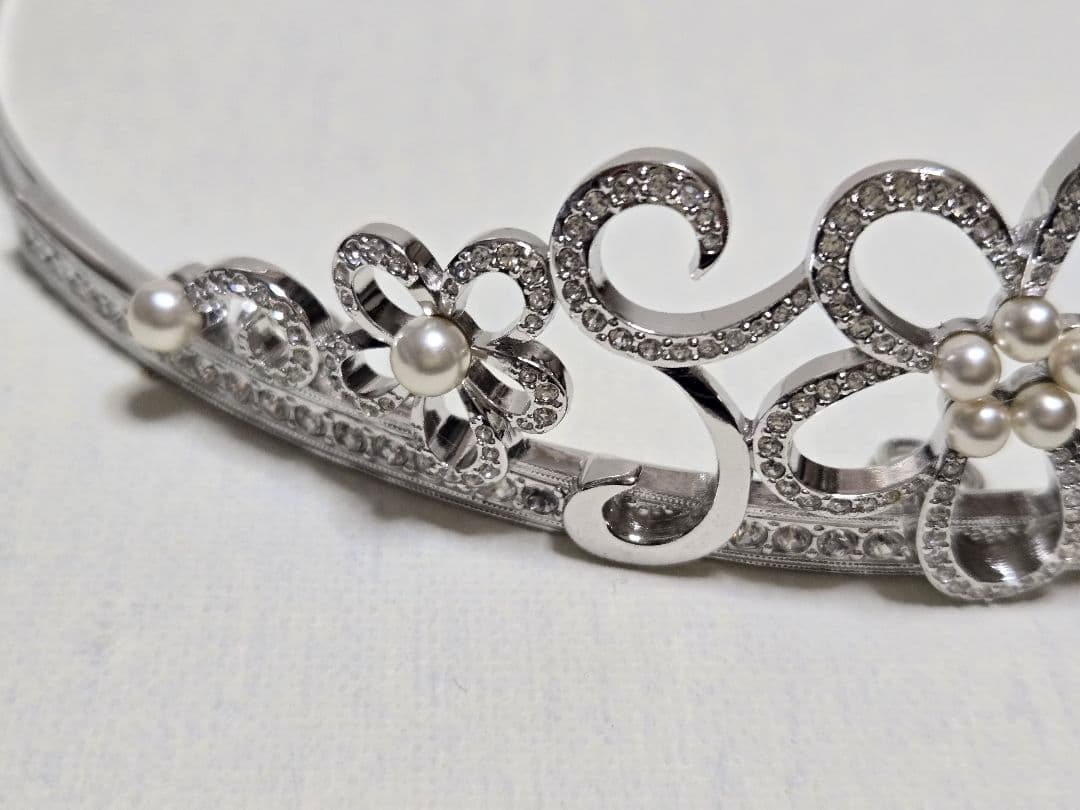 Swarovski クリスタル　プリンセス ティアラ