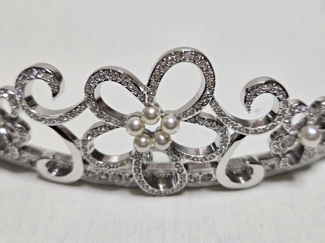 Swarovski クリスタル　プリンセス ティアラ
