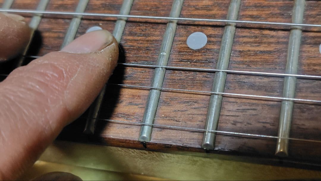 フェルナンデス　LE1-JP ストラトキャスター