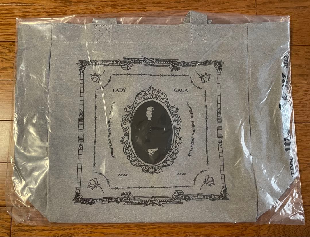 ★新品・未使用★2026 レディガガ　トートバッグ