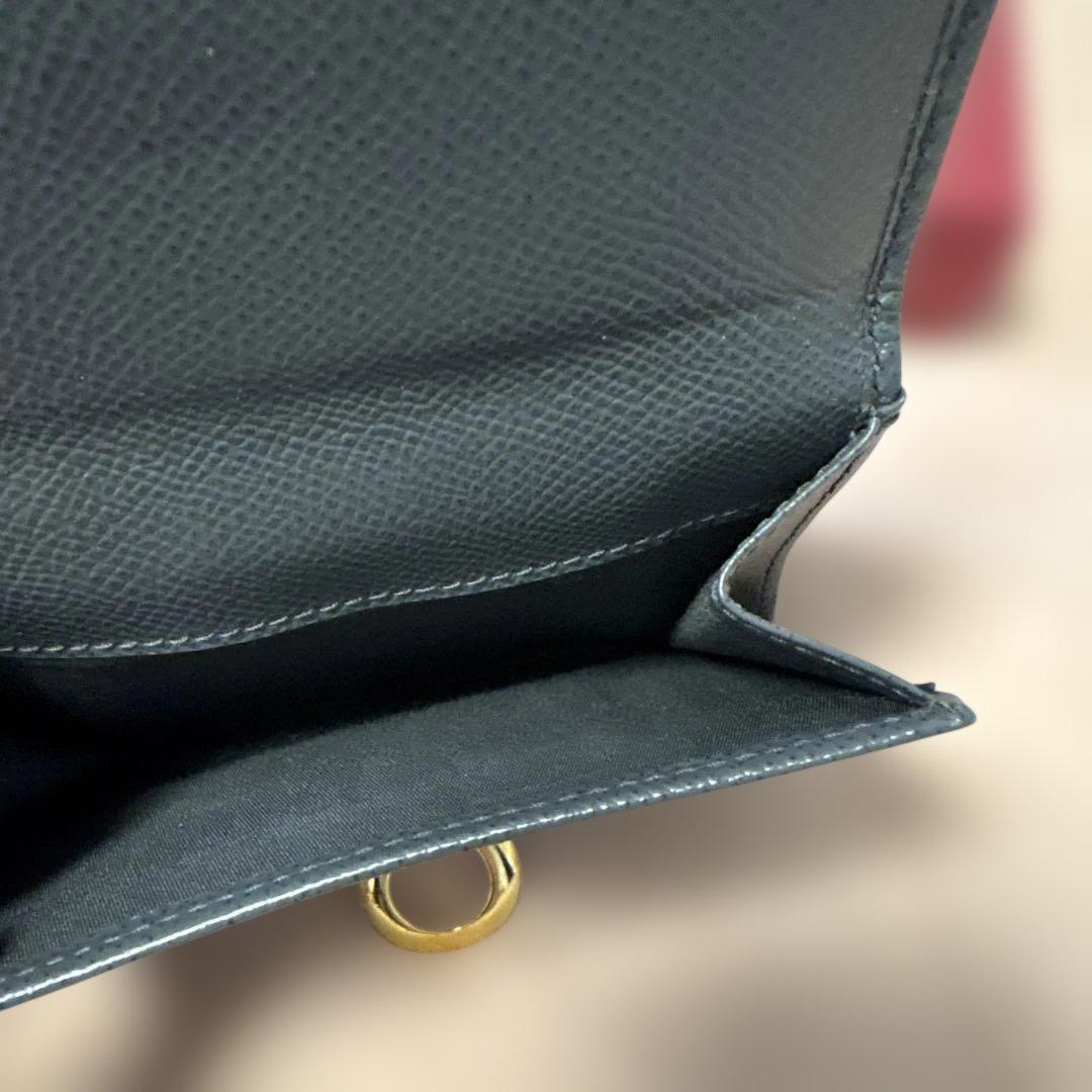 Salvatore Ferragamo 二つ折り財布