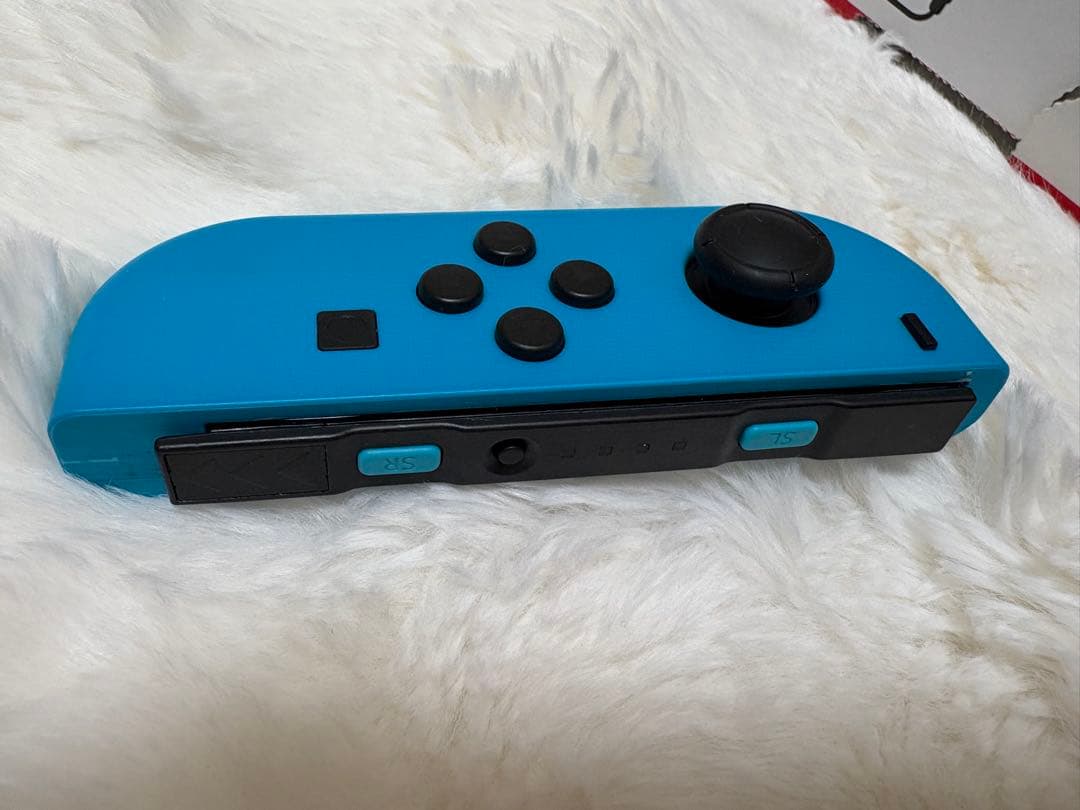 世*A様 Nintendo Switch 本体