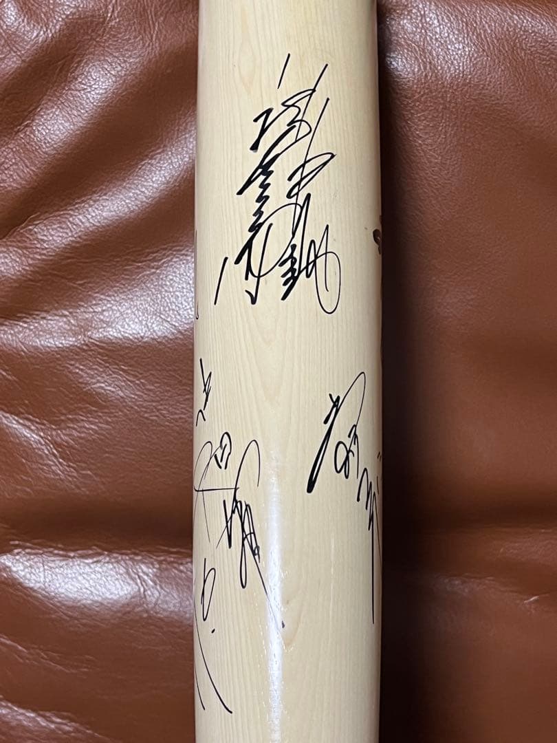 中日ドラゴンズ　立浪、井端、福留、岩瀬、井上　寄せ書き直筆サイン入りバット