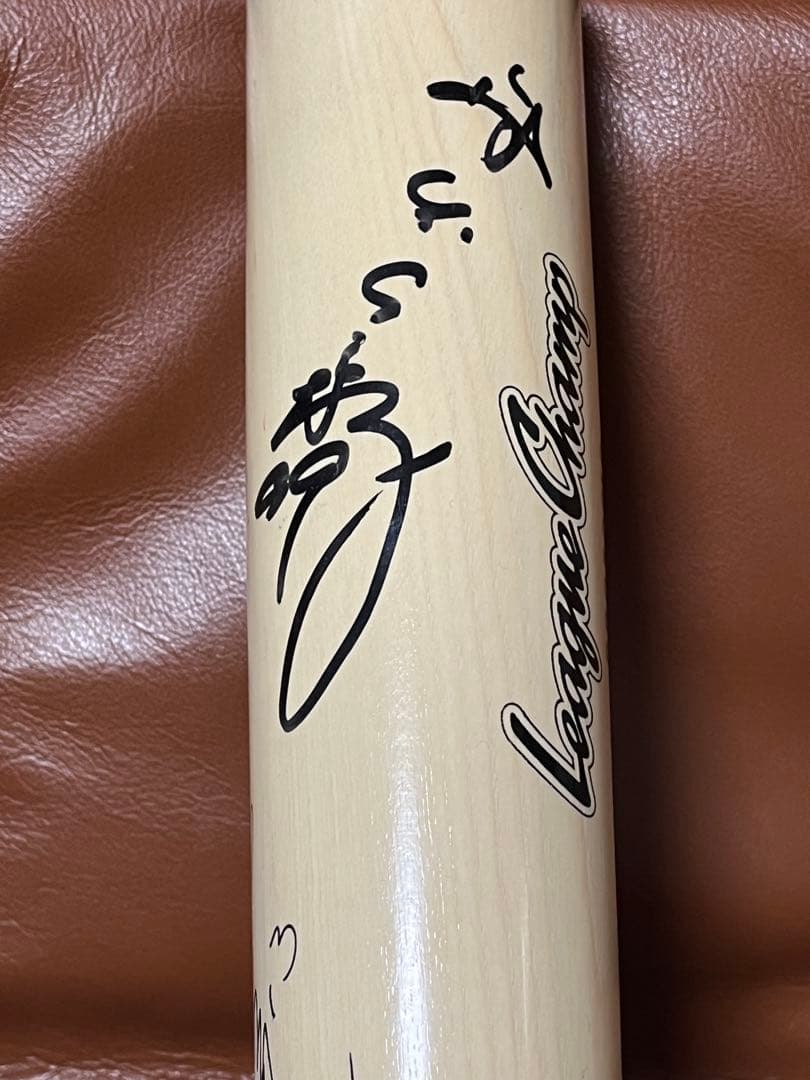 中日ドラゴンズ　立浪、井端、福留、岩瀬、井上　寄せ書き直筆サイン入りバット