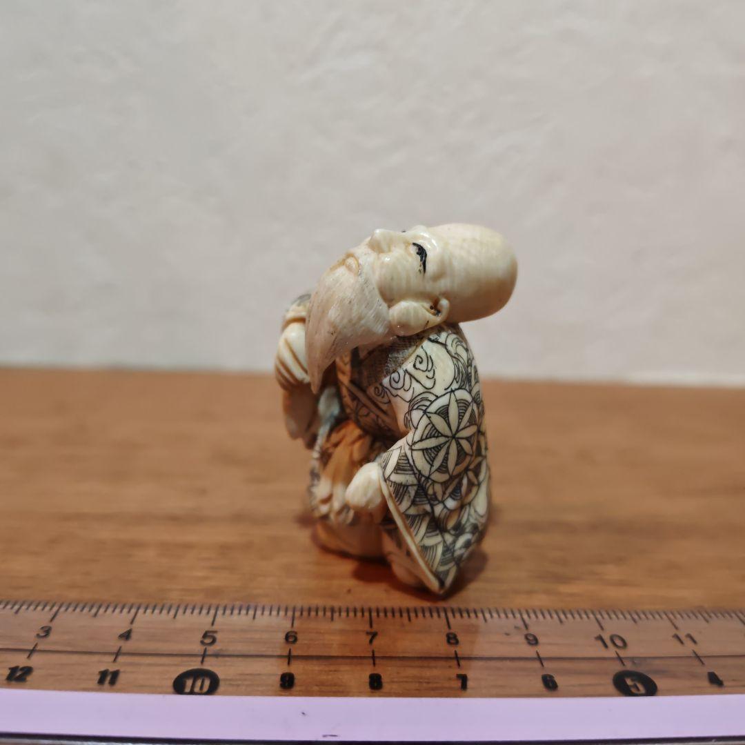 時代提物 七福神置根付 天然素材 在銘【福禄寿】高さ約5cm 重さ約37ｇ