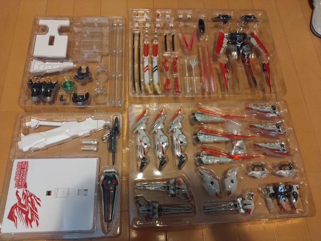 LBUILD レッドドラゴニクス 、カレトヴルッフ3個セット【開封美品】