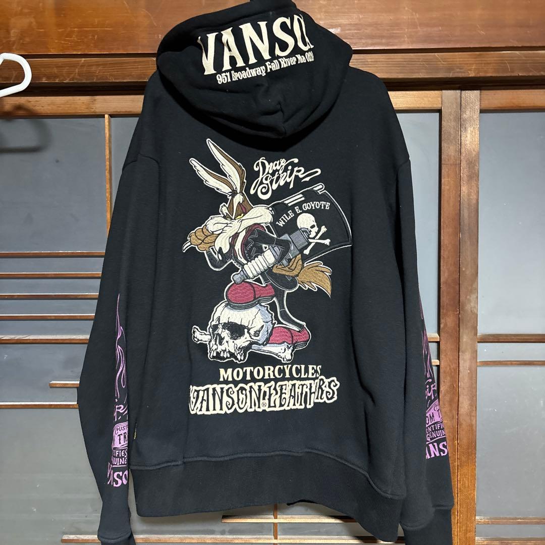 VANSON ワイリーコヨーテ ルーニーチューンズ ジップパーカー