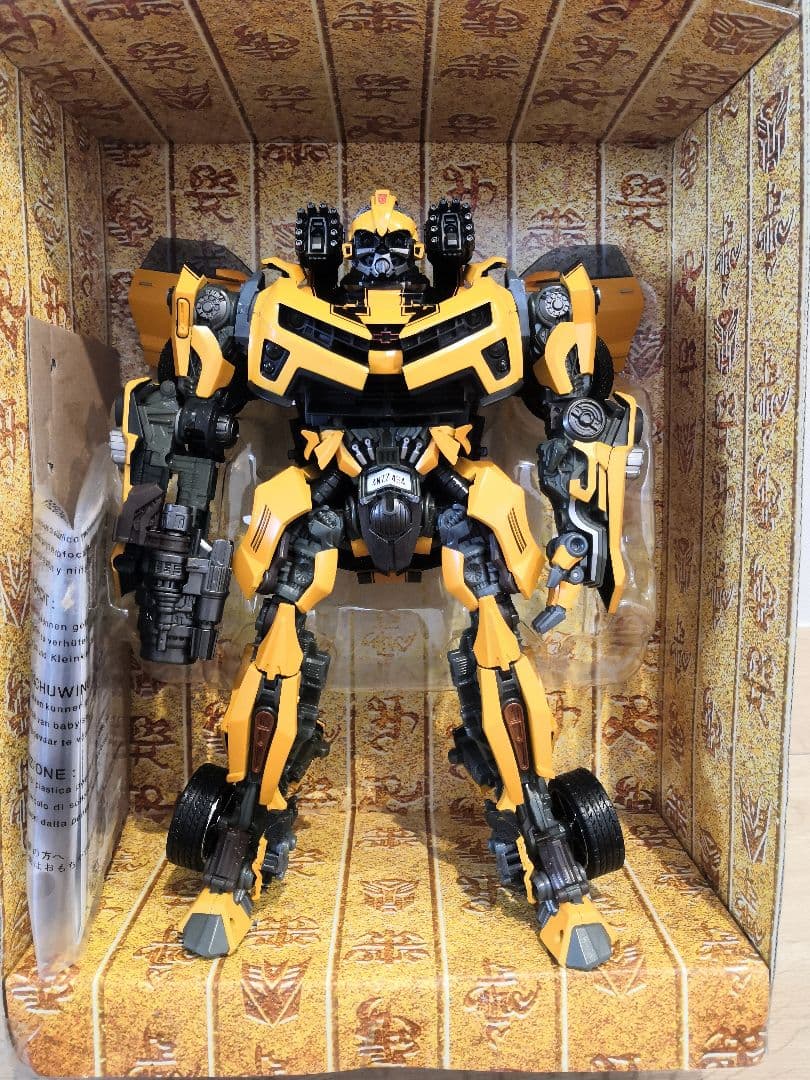 トランスフォーマームービー MPM-02 マスターピース バンブルビー　中古
