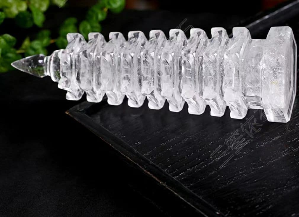 中国製品 天然水晶　伝統工芸品　九重塔