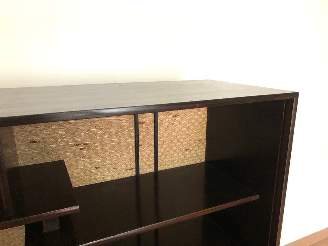 【メンテ済】小降りなビンテージの収納棚　サイドボード　本棚　食器棚