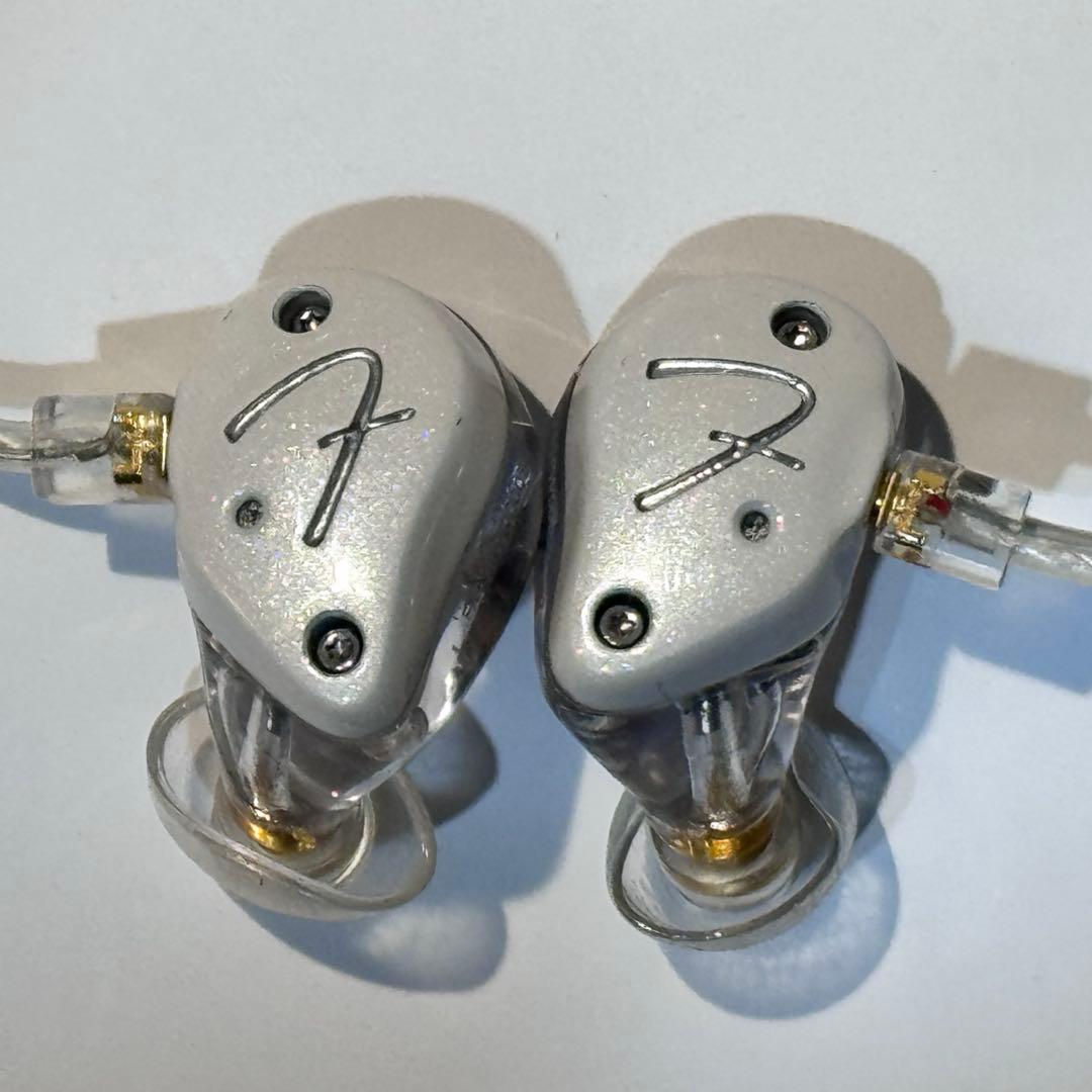 イヤホン FENDER FXA9 pearl white