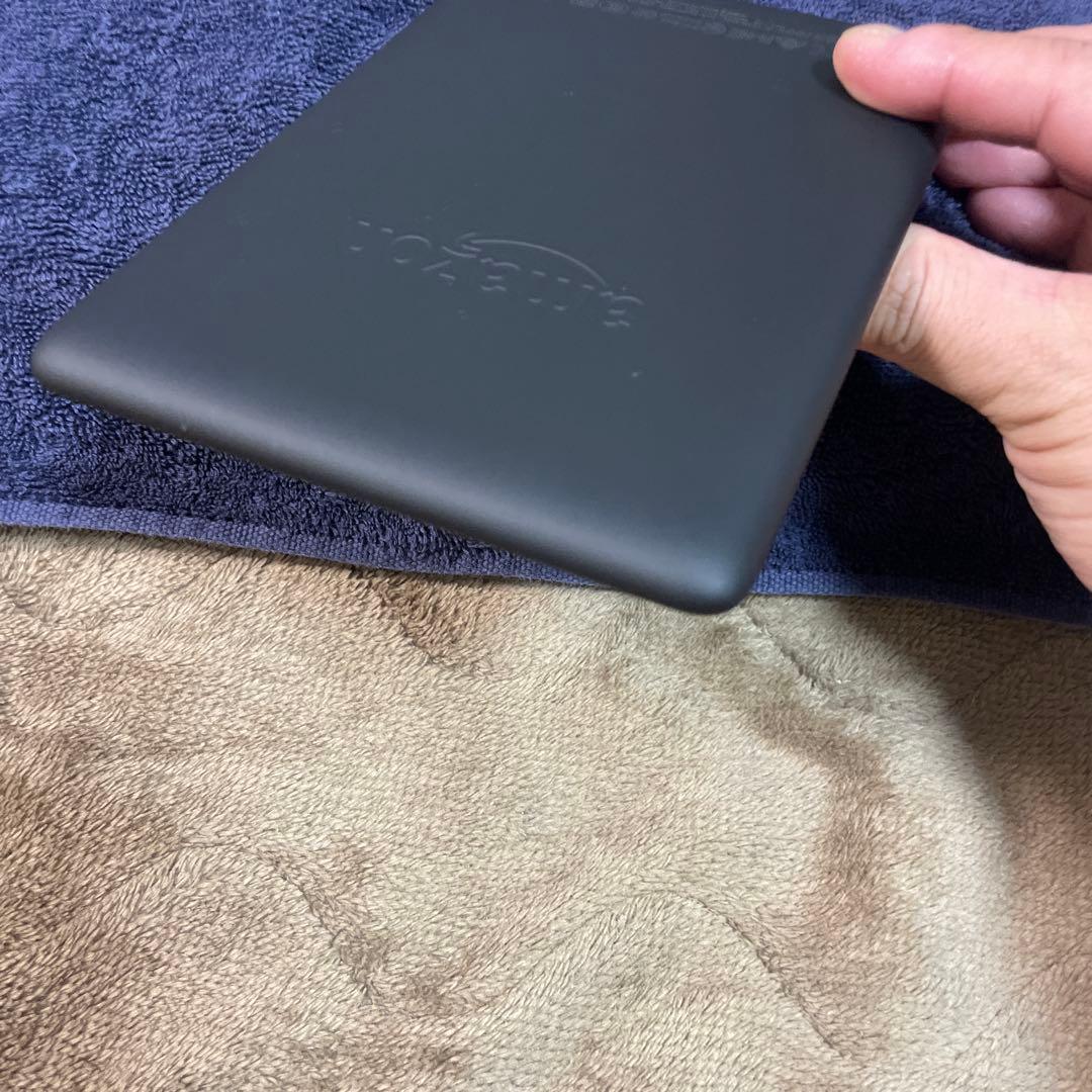 Kindle Paperwhite 第10世代 広告無し　8GB純正カバーセット