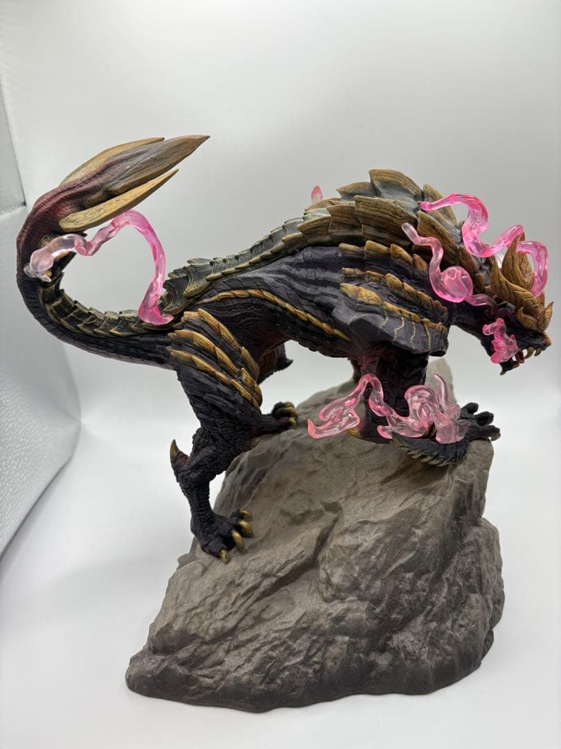 モンスターハンター マガイマガド クリエイターズモデル フィギュア