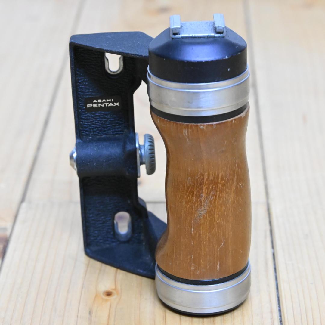 【PENTAX】純正ペンタックス67用・木製グリップ・ホットシューウッドグリップ