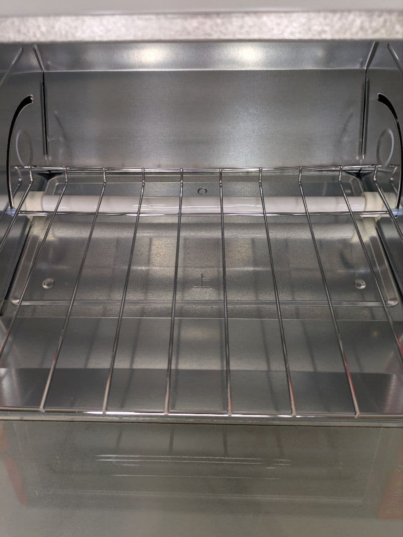 【未使用品】ハローキティオーブントースターSLS-SK22