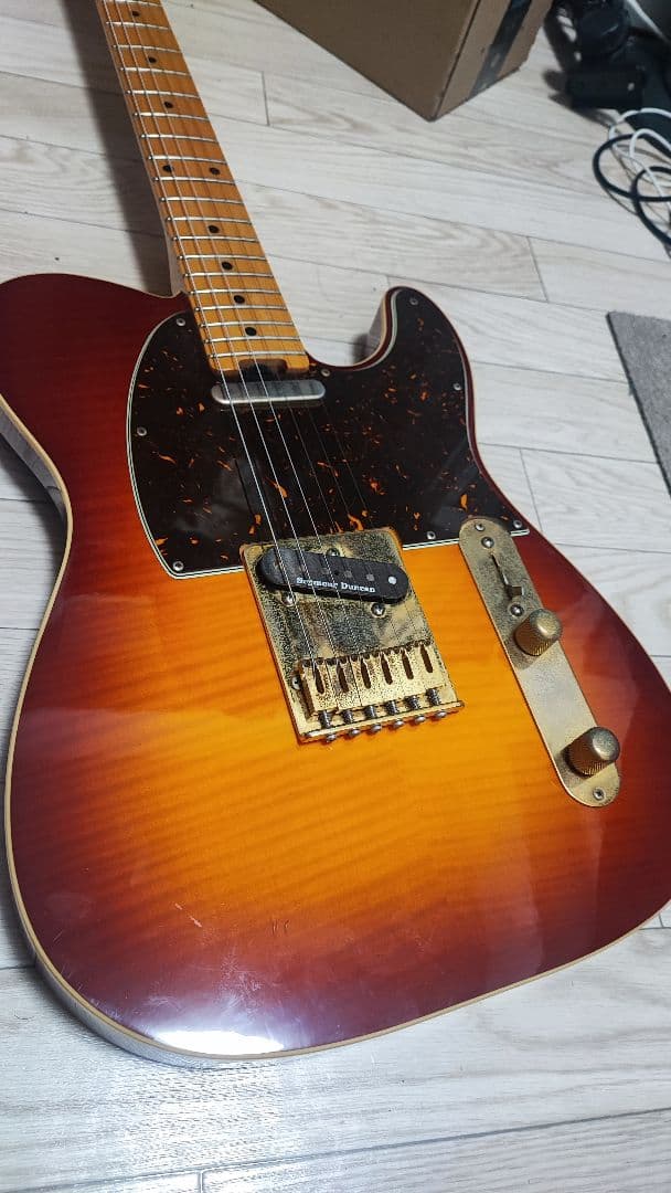 EDWARDS TLタイプ ハニーサンバースト