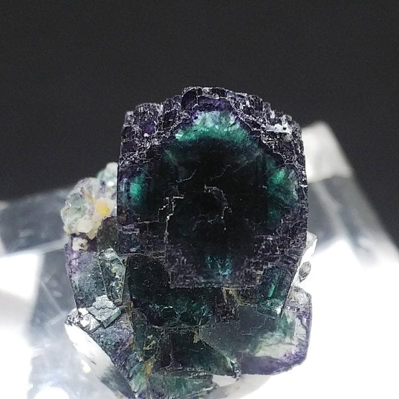 516 オコルス鉱山 フローライト ブルーグリーン パープル 蛍石