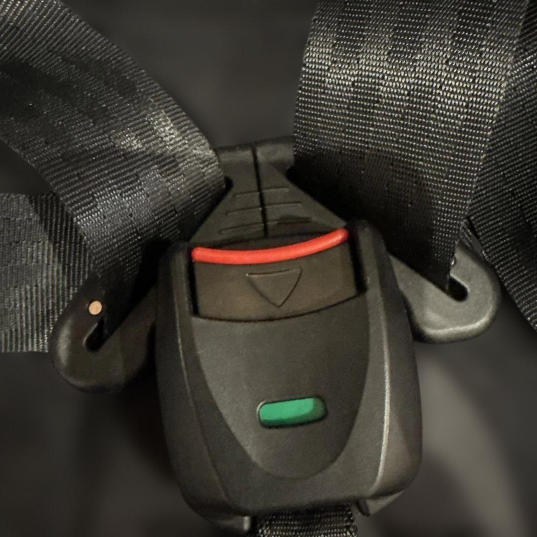 Combi チャイルドシート　ジョイトリップ エッグショック S GG