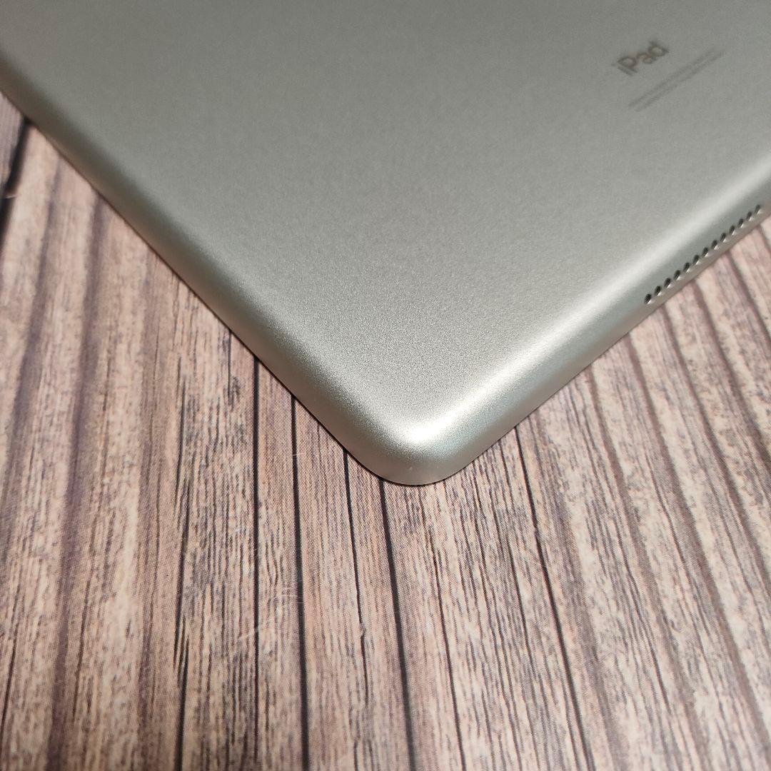 apple iPad 第7世代 32GB シルバー 超美品