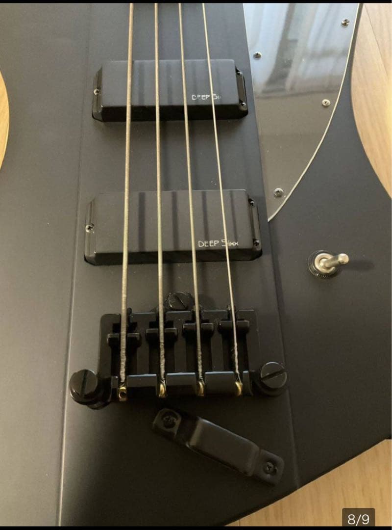 エピフォン　ブラックバードベース　モトリークルー　ニッキーシックス