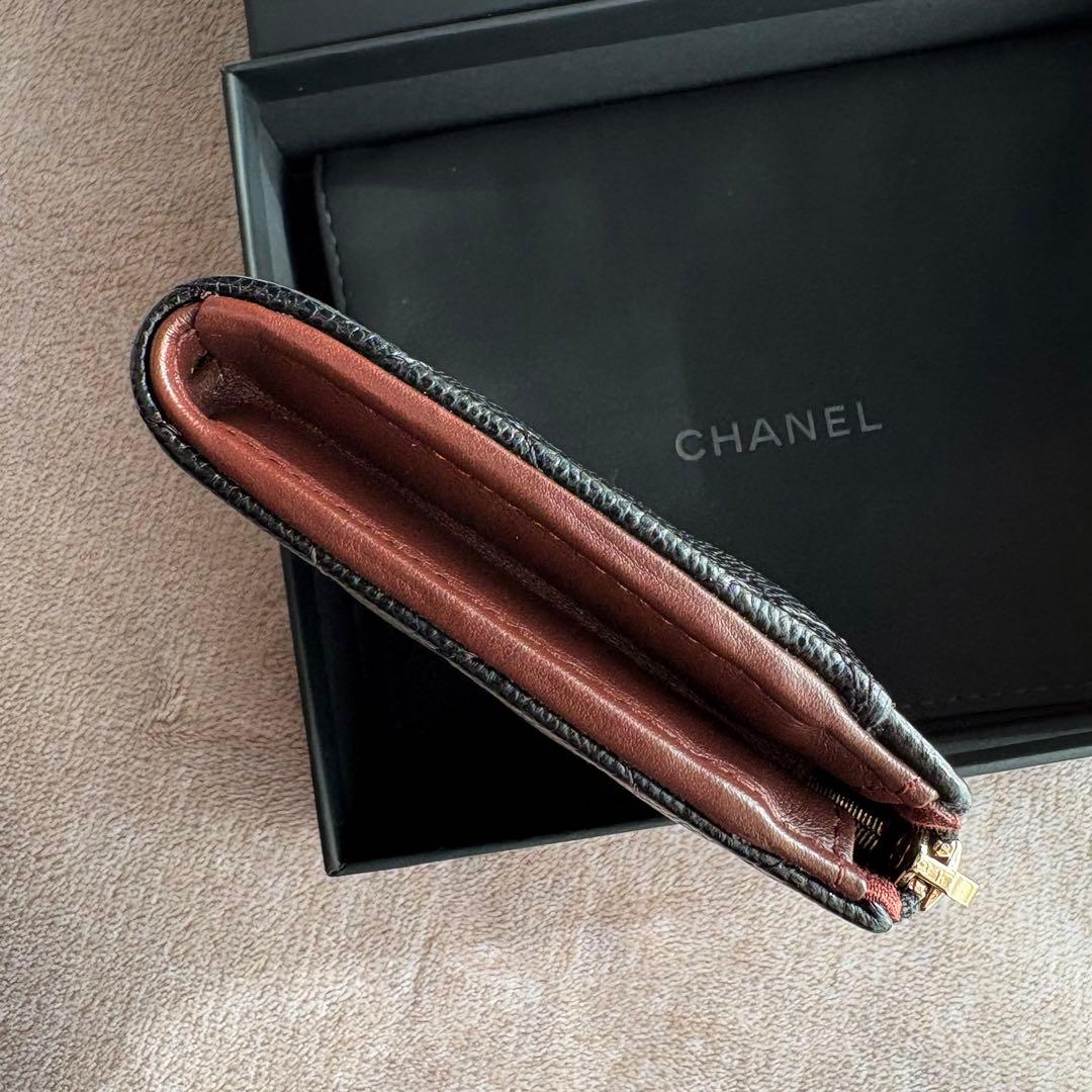 《極美品》 CHANEL マトラッセ キャビアスキン ミニウォレット