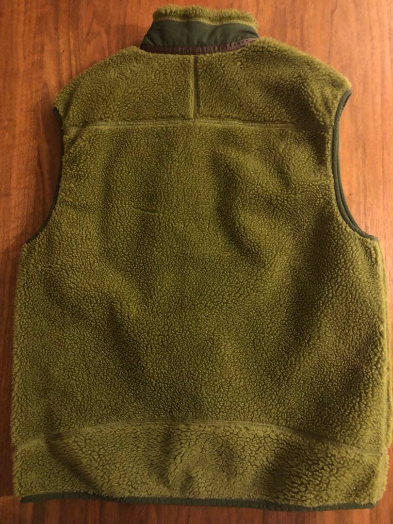 パタゴニア　ベスト　グリーン　L