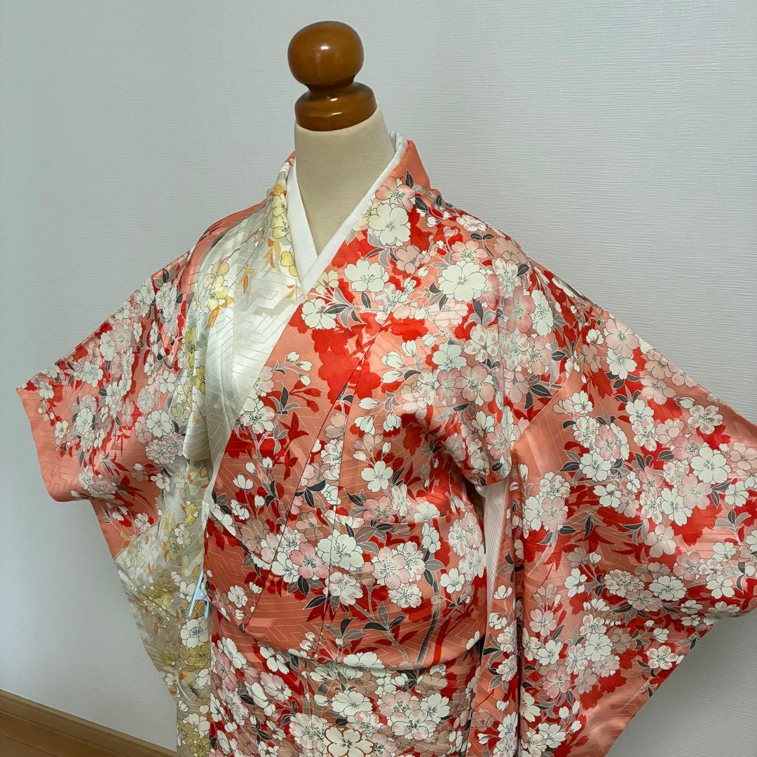 【美品】【振袖】総柄 桜 紗綾形地紋 朱色×アイボリー 卒業式 袴用にも