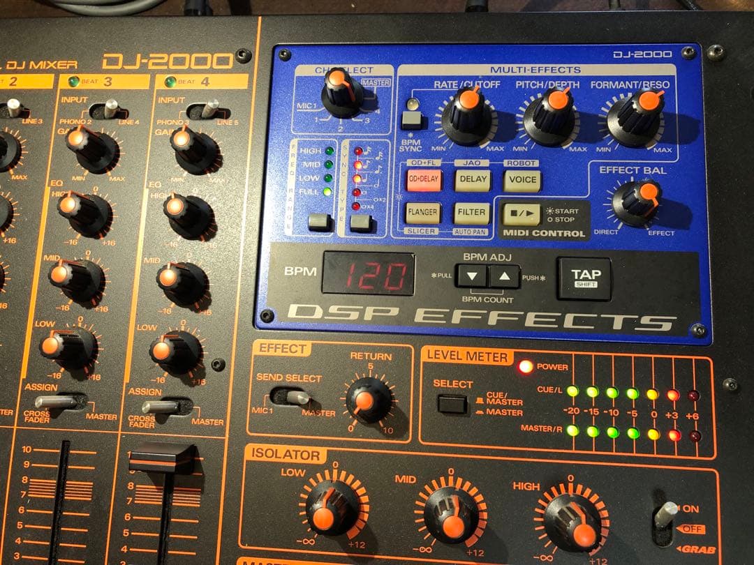 Roland ローランド　DJ-2000