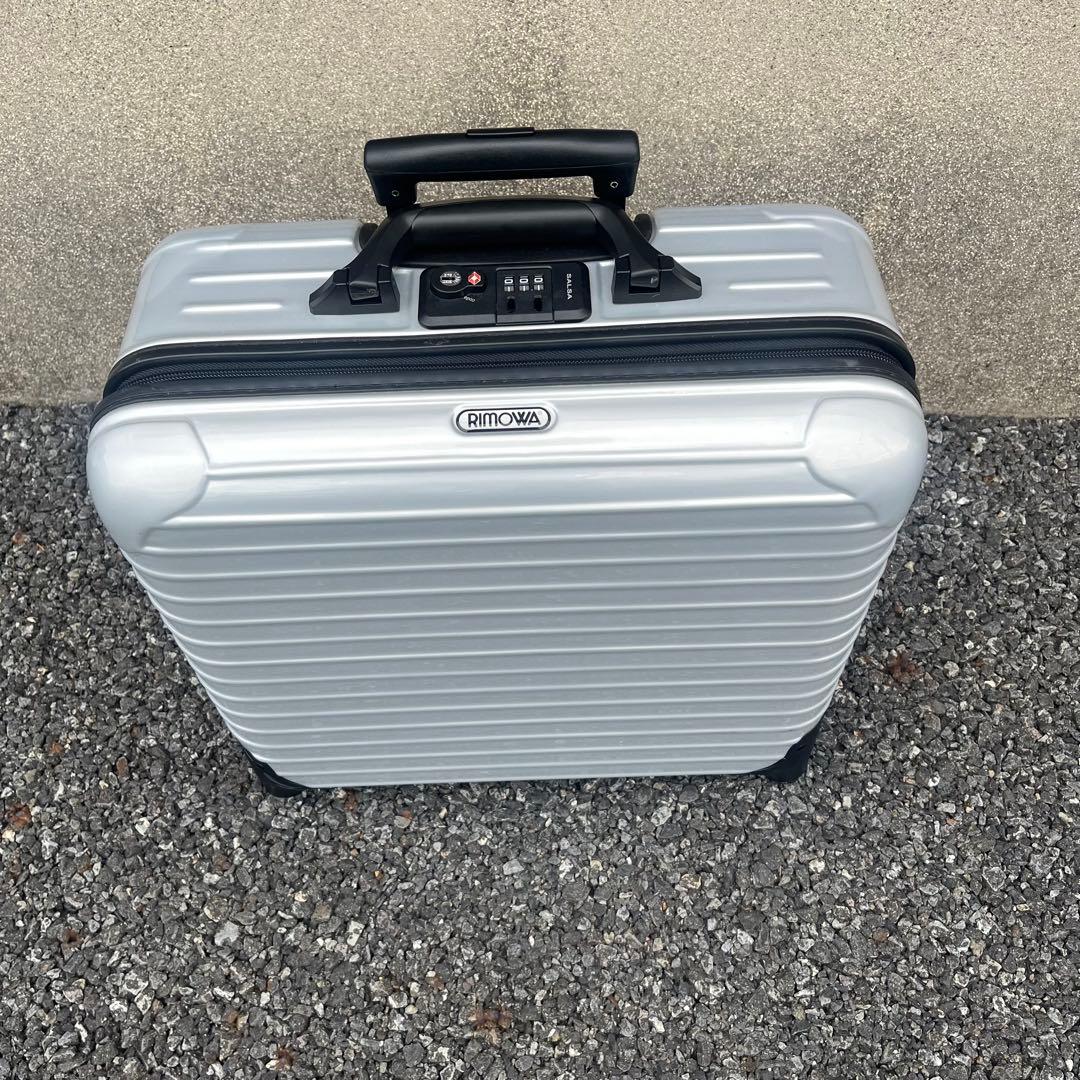 【美品】リモワ　サルサ　ビジネストローリー　機内持込可　TSA搭載 23L