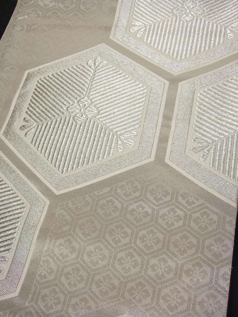 総絞り染め ビンテージ振袖フルセット 金駒刺繍 L8 成人式