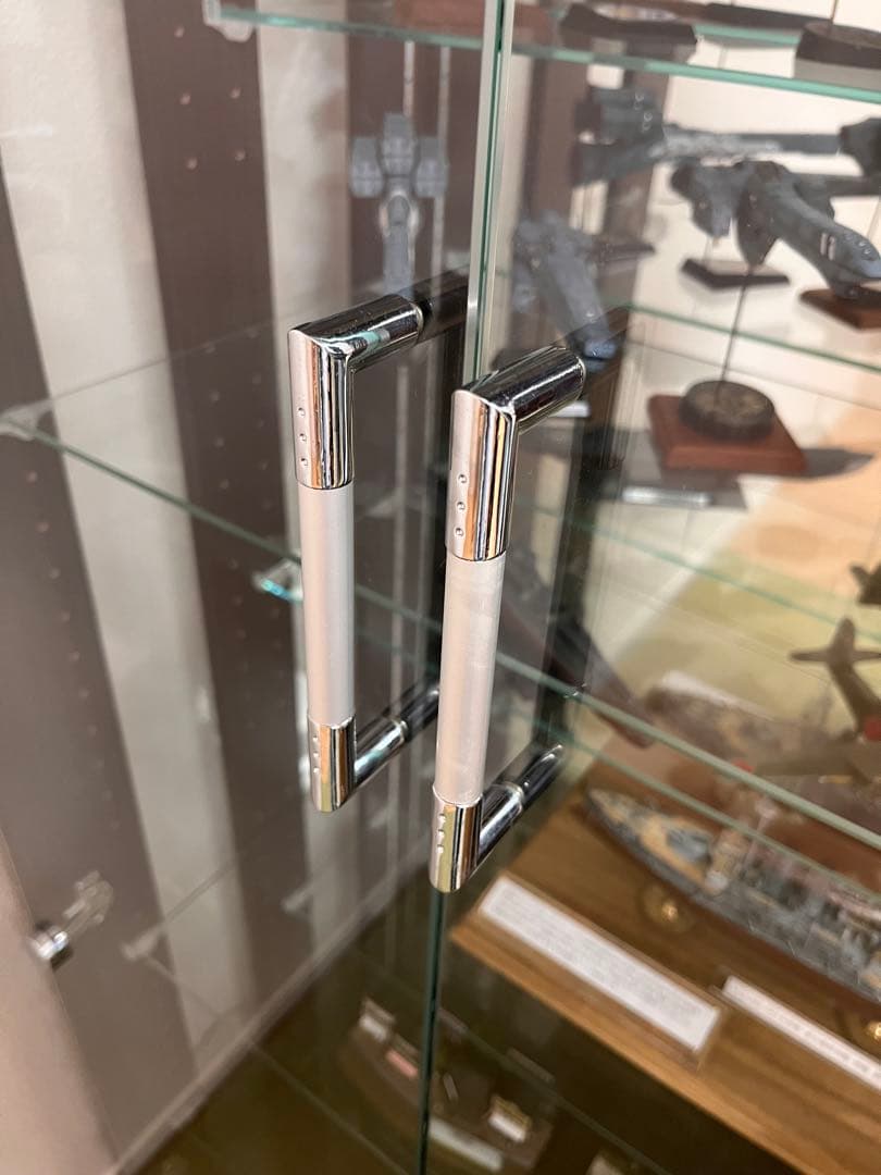 【美品】大川家具　LEDライト付きコレクションボード　ガラスショーケース