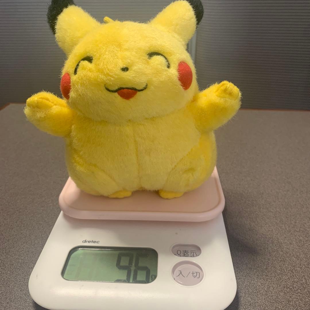 初期　ピカチュウ　ぬいぐるみ　にっこり　タカラトミー　バンザイ
