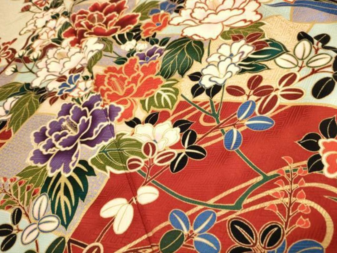 振袖フルセット6点サイズM〜Ｌ駒刺繍　流水鴛鴦花文　金彩　正絹