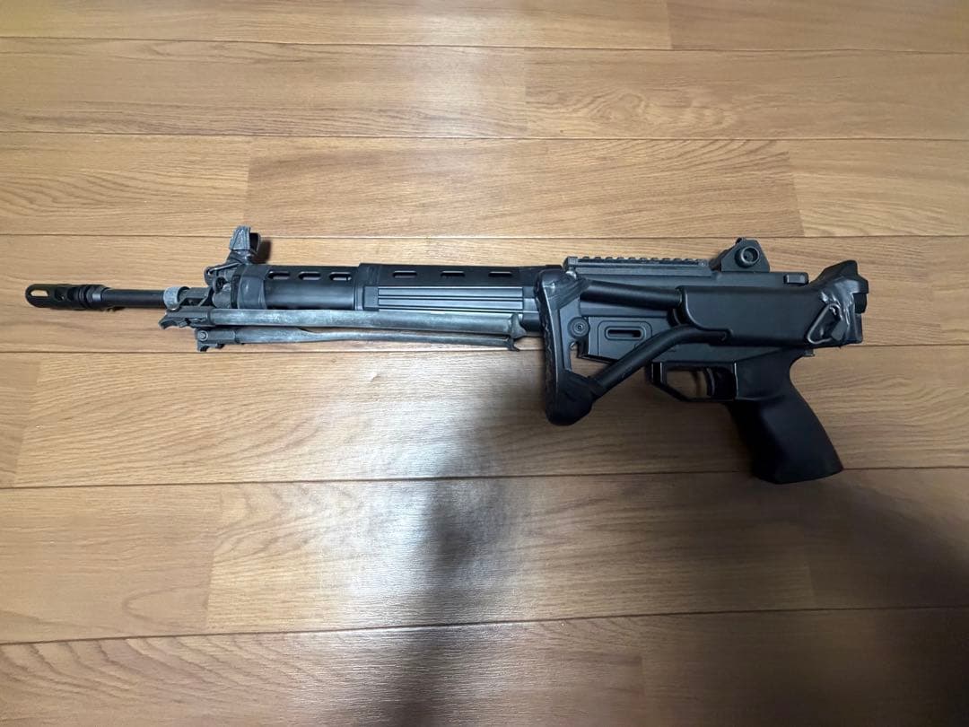 東京マルイ　ガスブローバック　89式小銃　折曲銃床　マガジン一本付き