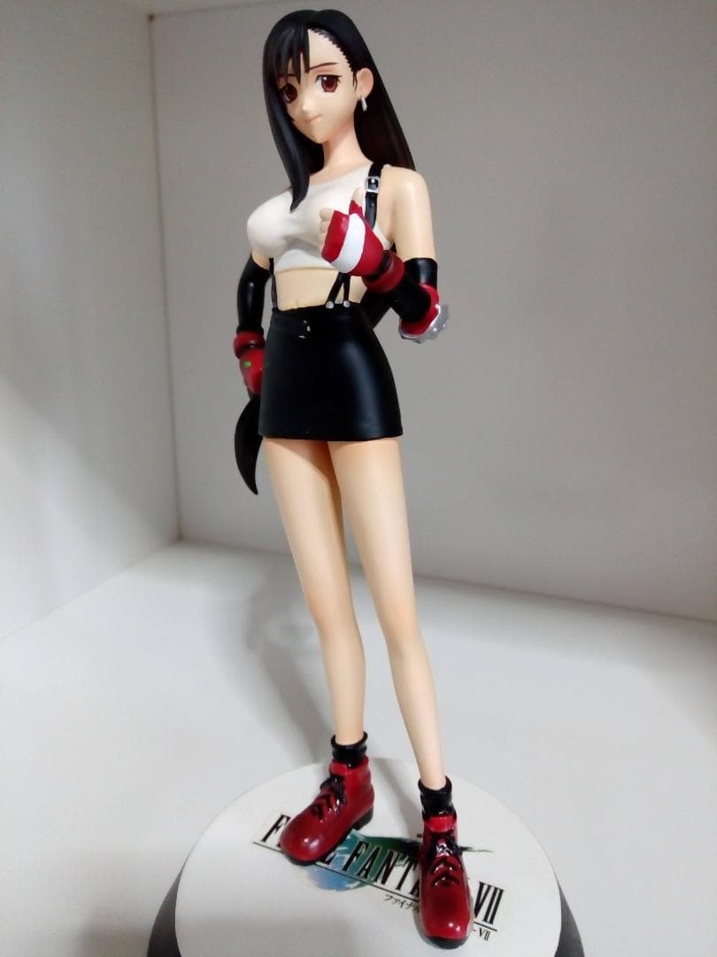 ファイナルファンタジーVII ティファ 完成品フィギュア