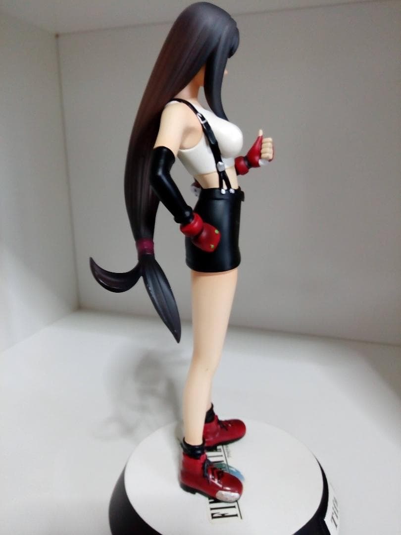 ファイナルファンタジーVII ティファ 完成品フィギュア